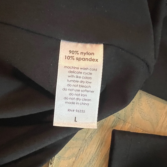 Susana Monoco Scoop Back Crop Top Black from Nordstrom size L (runs small) - Picture 7 of 7